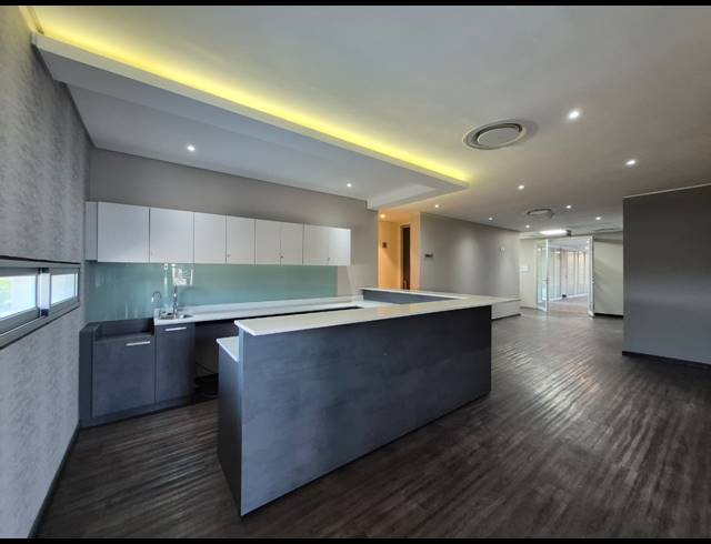 275M² OFFICE TO LET IN ILLOVO